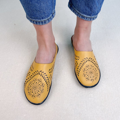 🔥49% OFF - Casual All-match Hollow Slippers