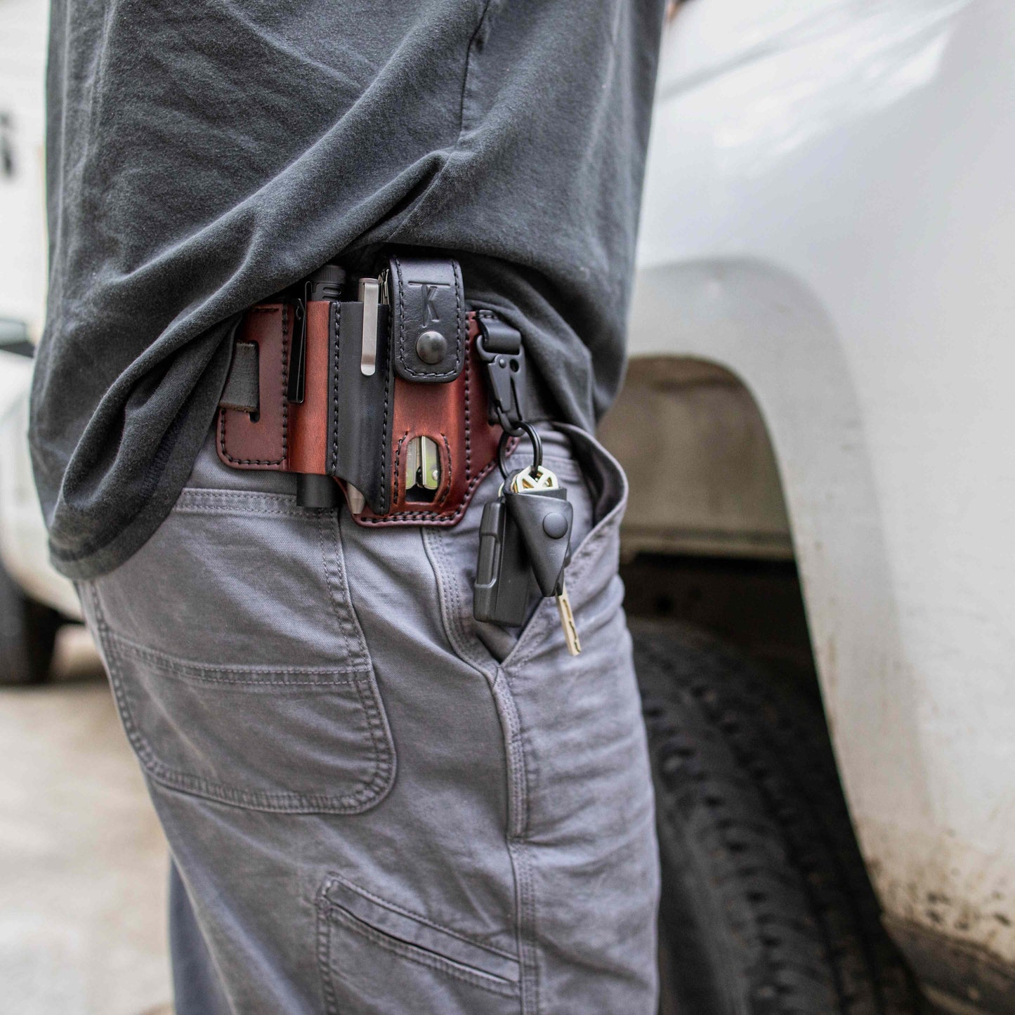 ✨🔥Men's Genuine Leather EDC Belt Loop Waist Outdoor Multitool Sheath