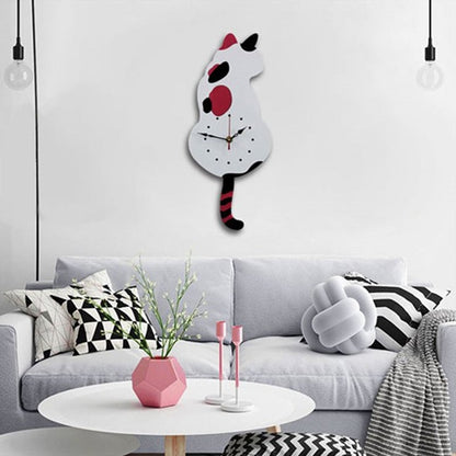 aldorian™-Nordic cat with wagging tail wall clock