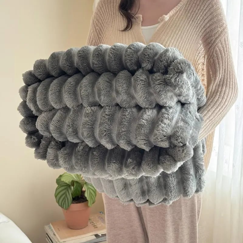 [🔥Final 24-hour Preferential Deal🔥]2024 HOT SALE🎄Popular thickened rabbit plush nap blanket, flannel milk velvet cover blanket