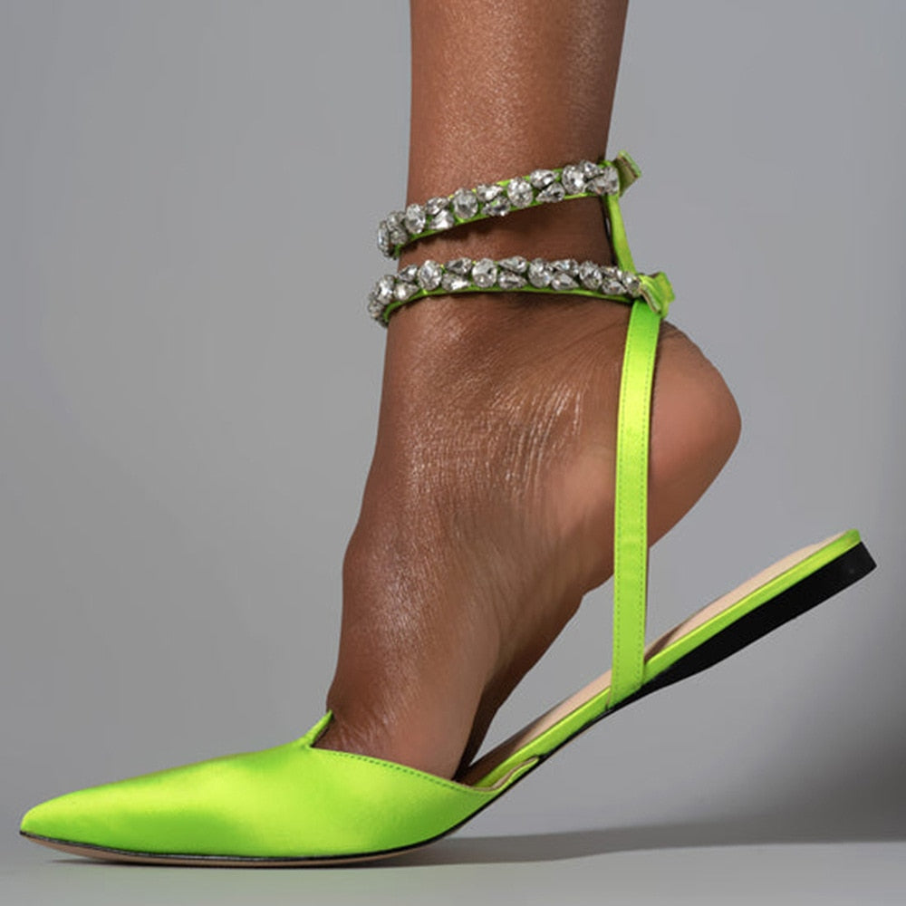 2025 Summer Glam Crystal Pointed Toe Flat Slide Sandals Fashionable Ankle Strap Shoe