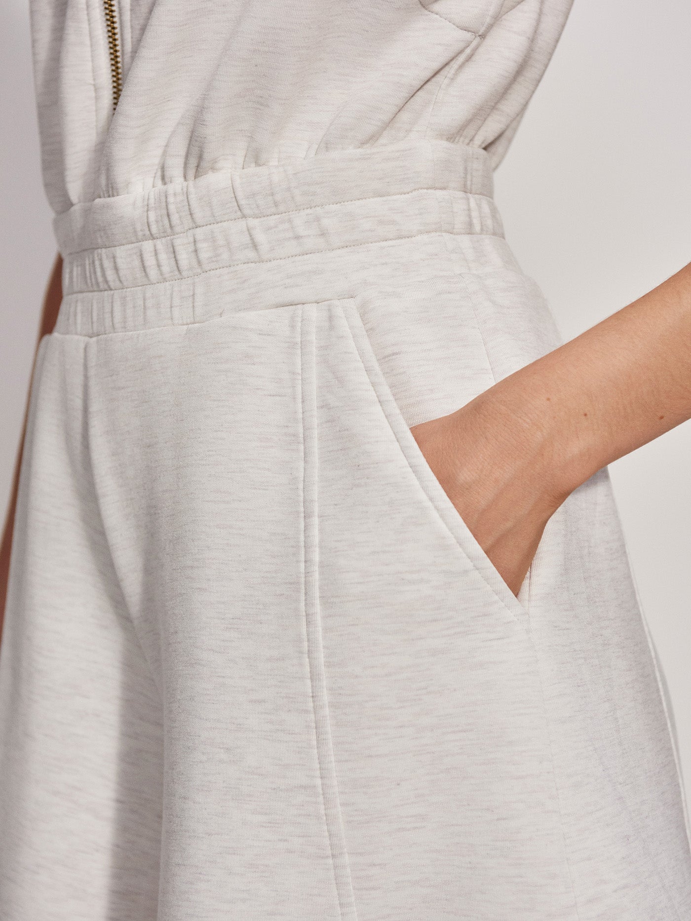 2025 Summer Temperament Sleeveless Jumpsuit (Buy 2 Free Shipping)