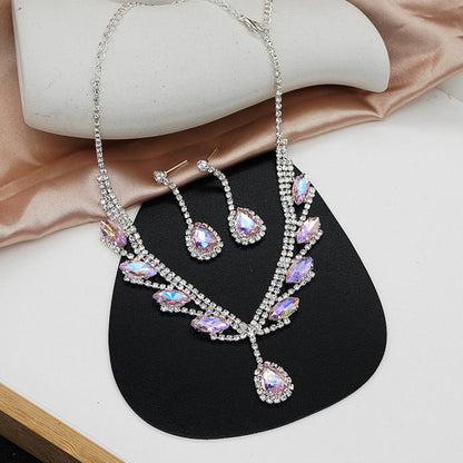 Bridal teardrop-shaped rhinestone jewelry
