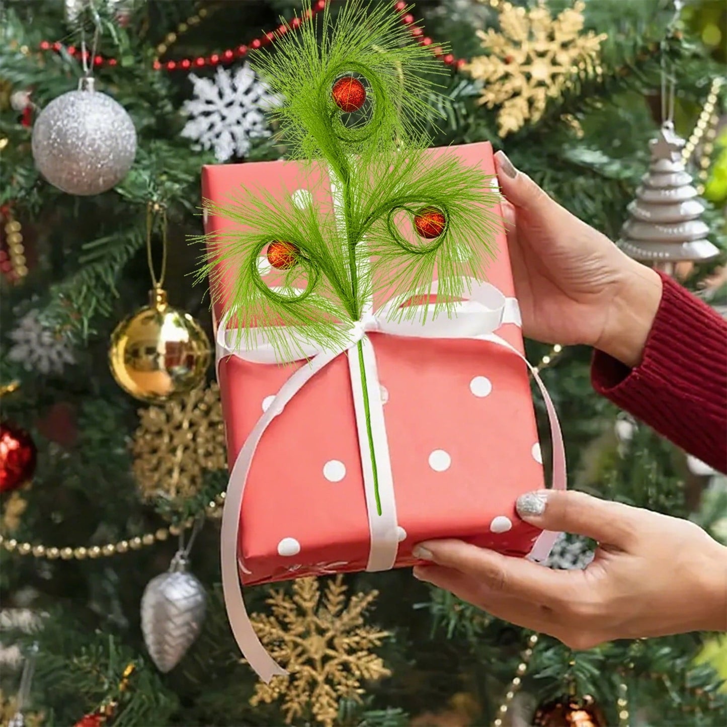 christmas reed grass elf ball simulation green plants