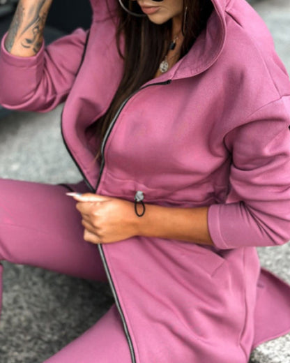Two-piece set consisting of a plain coat and trousers